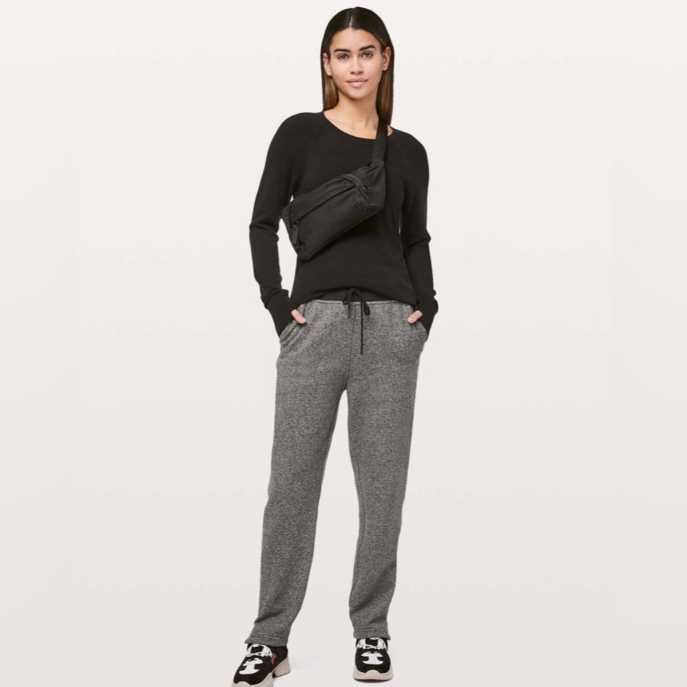 Lululemon Hello Aloe Pullover – Black – Size 8 | Soft Luxe Travel & Work Layer - Picture 2 of 10